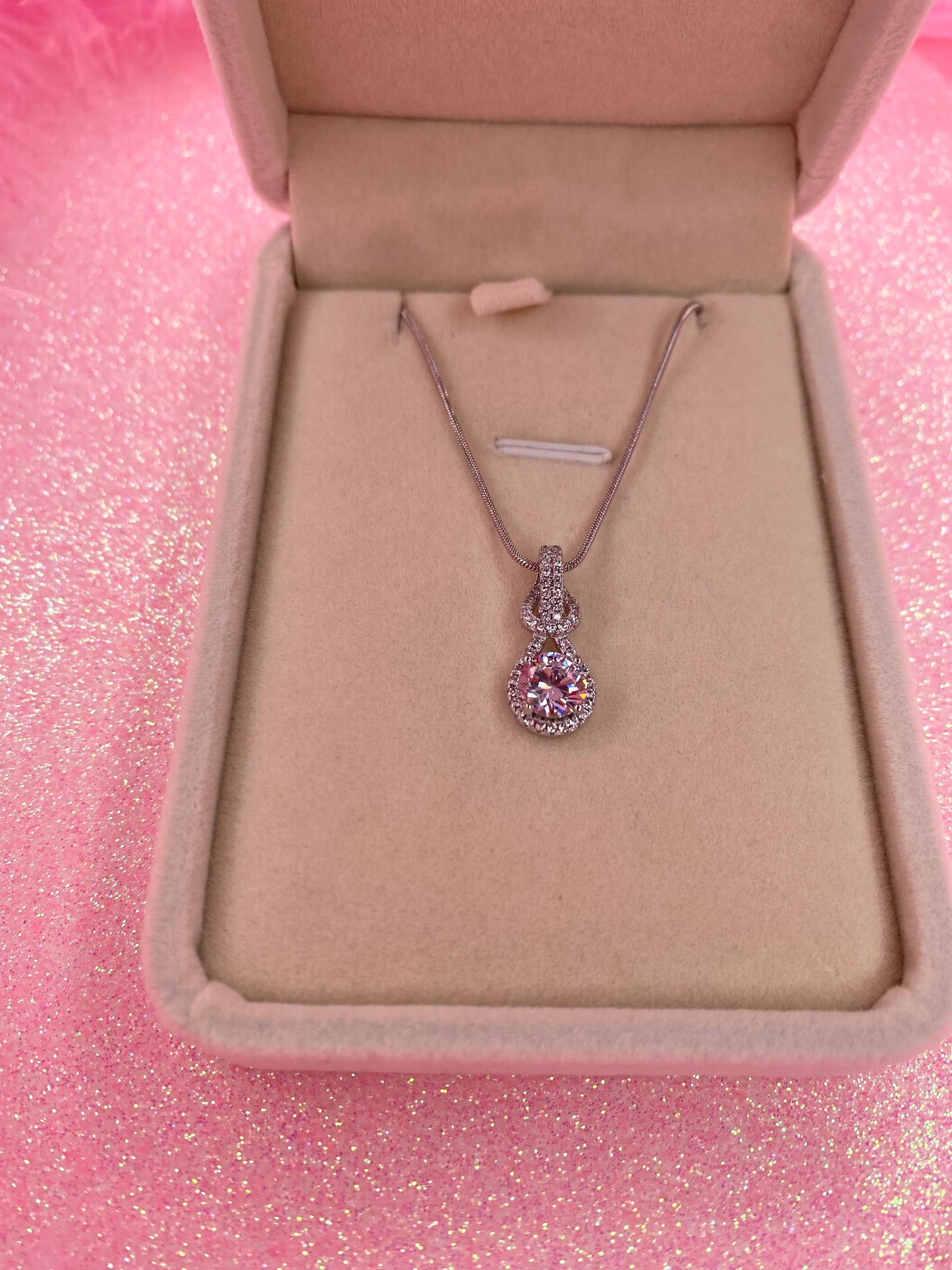 Queen of Hearts Necklace